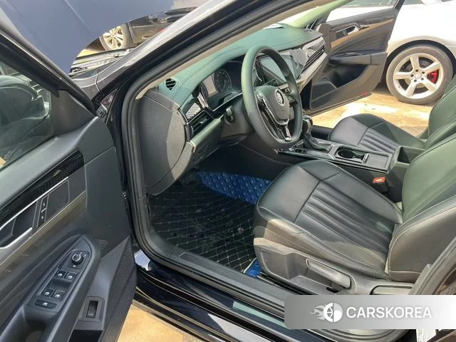 Volkswagen Passat id 4198776 из Китая 8