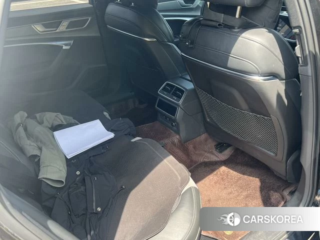 Audi A6L id 4359001 из Китая 10