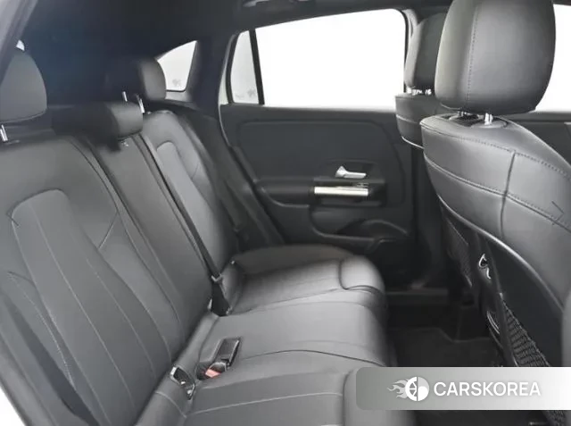 Mercedes-Benz GLA - Class H247 id 3213842 из Кореи 18