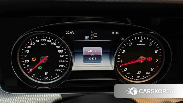 Mercedes-Benz E-Class W213 id 4605407 из Кореи 30