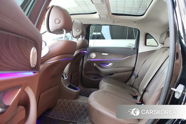 Mercedes-Benz E-class id 3896294 из Китая 14