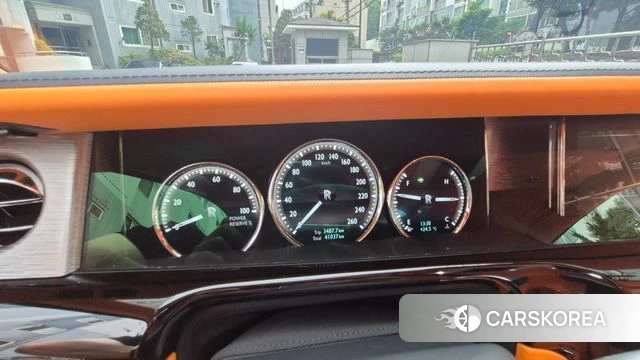 Rolls-Royce Phantom id 4375671 из Кореи 18
