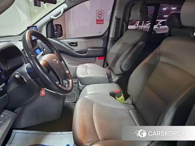 Hyundai The New Grand Starex id 3692506 из Кореи 18