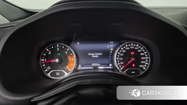 Jeep Renegade id 3672582 из Кореи 18