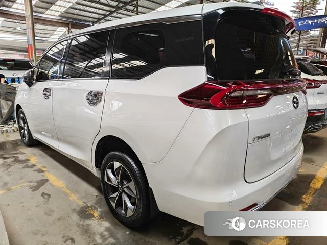 GAC Trumpchi Trumpchi M6 id 4221850 из Китая 8