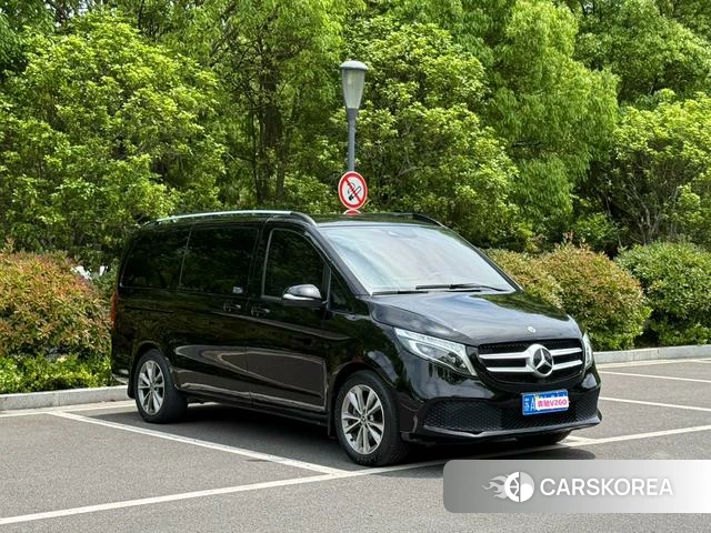 Mercedes-Benz V-class id 4348630 из Китая 16