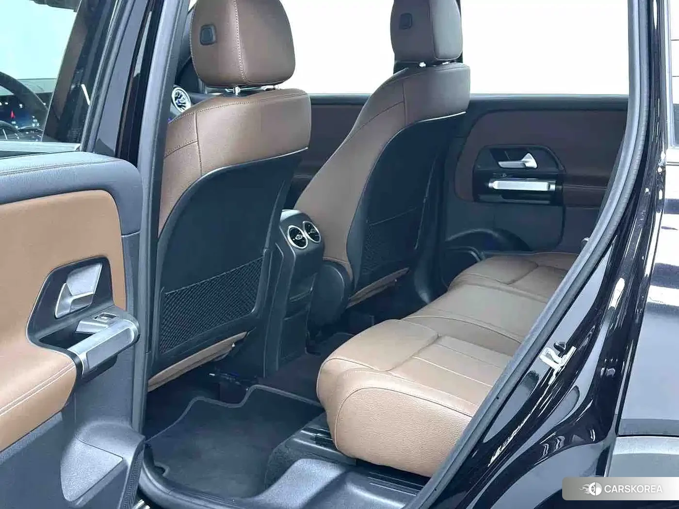 Mercedes-Benz GLB id 4622779 из Китая 10