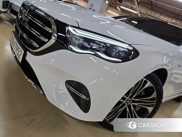 Mercedes-Benz E-Class W214 id 3757811 из Кореи 18