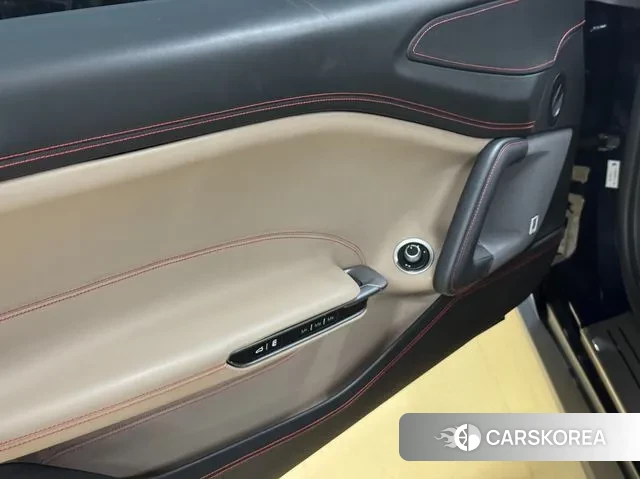 Ferrari GTC4 Russo id 3098274 из Кореи 18