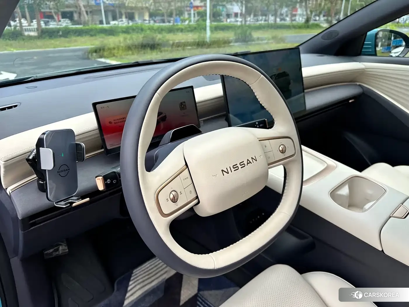 Nissan N6 id 4674297 из Китая 8