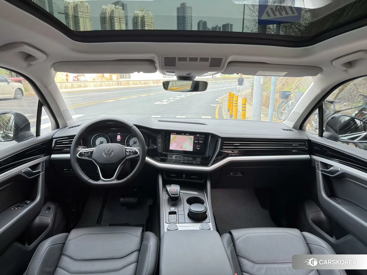 Volkswagen Touareg id 4405745 из Китая 11