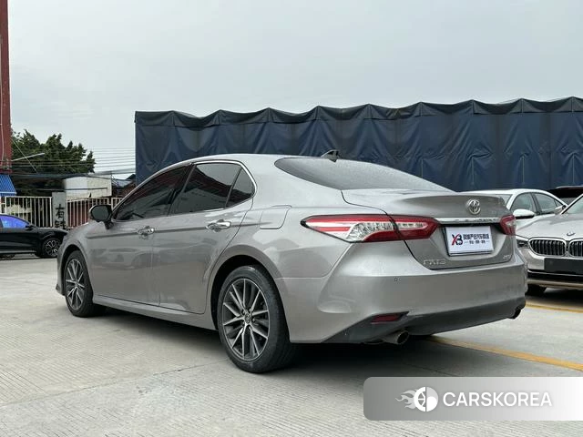 Toyota Camry id 4342009 из Китая 16