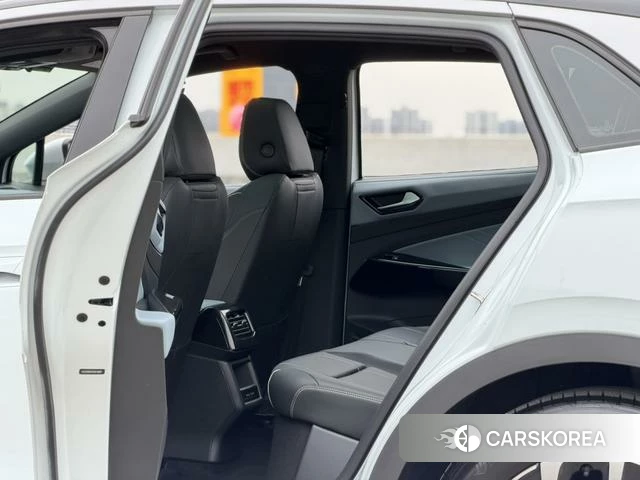 Volkswagen ID.4 X id 4392041 из Китая 28