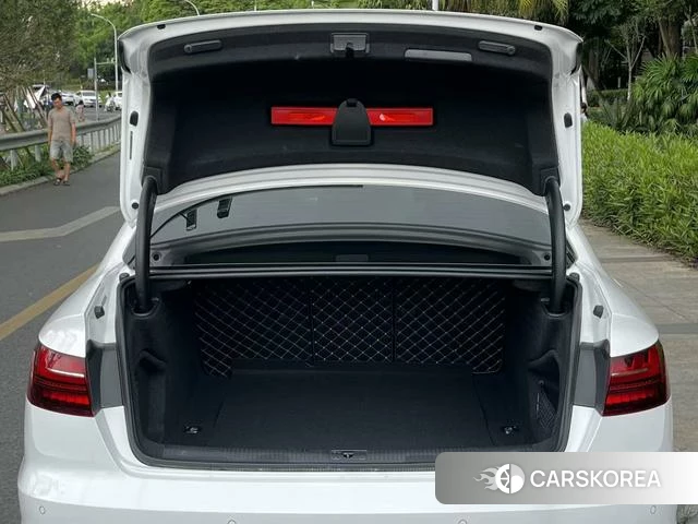 Audi A4L id 4374613 из Китая 28