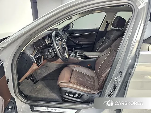 BMW 5 Series (G30) id 3616393 из Кореи 18