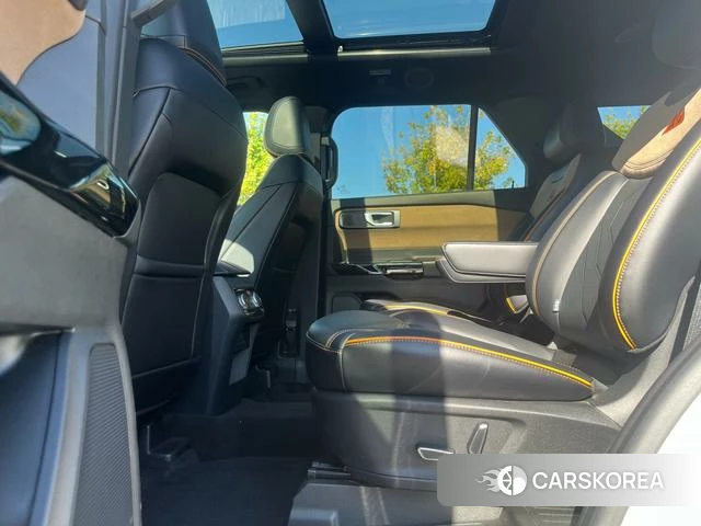 Ford Explorer id 4368125 из Китая 9