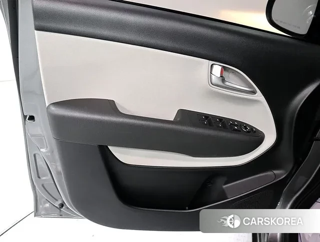 Kia The New Kia Ray id 3576444 из Кореи 18