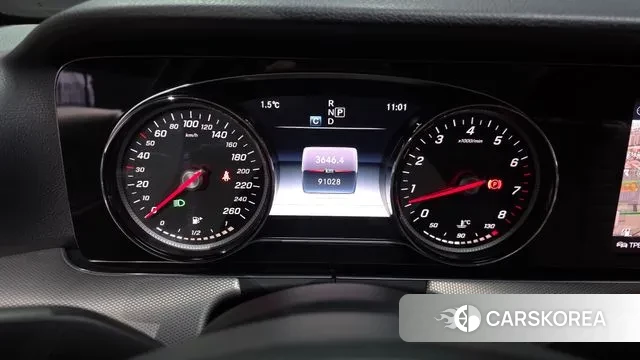 Mercedes-Benz E-Class W213 id 3687699 из Кореи 18