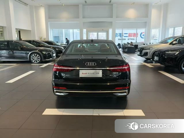 Audi A6L id 3908374 из Китая 16