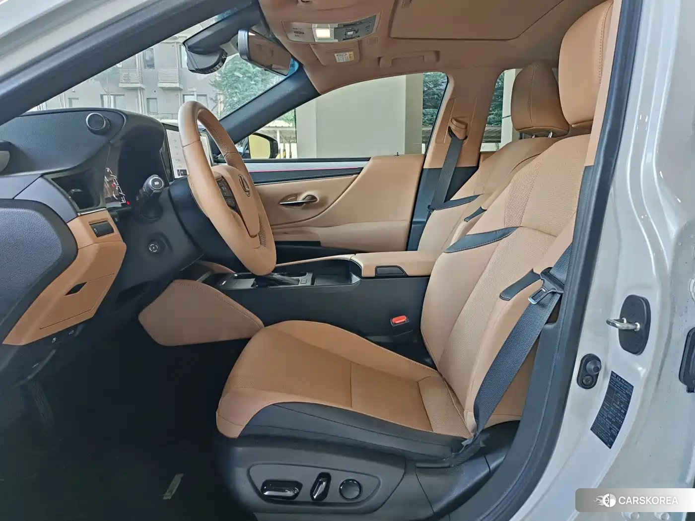 Lexus ES id 4634837 из Китая 18