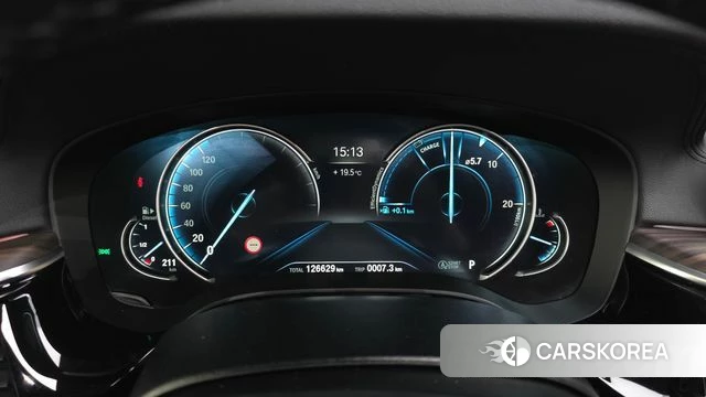 BMW 5 Series (G30) id 4435890 из Кореи 18