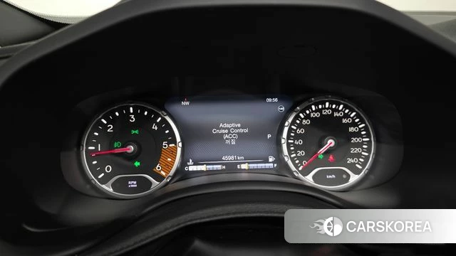 Jeep Renegade id 4586906 из Кореи 37