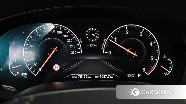 BMW 5 Series (G30) id 4384437 из Кореи 30