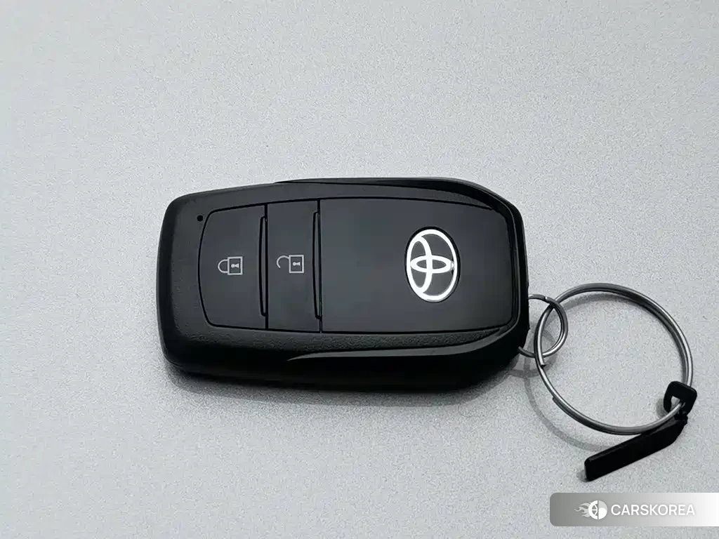 Toyota bZ3 id 4601973 из Китая 22