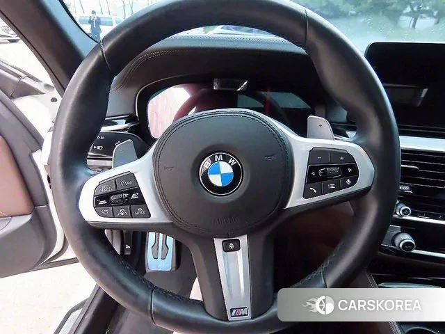 BMW 5 Series (G30) id 3007712 из Кореи 18