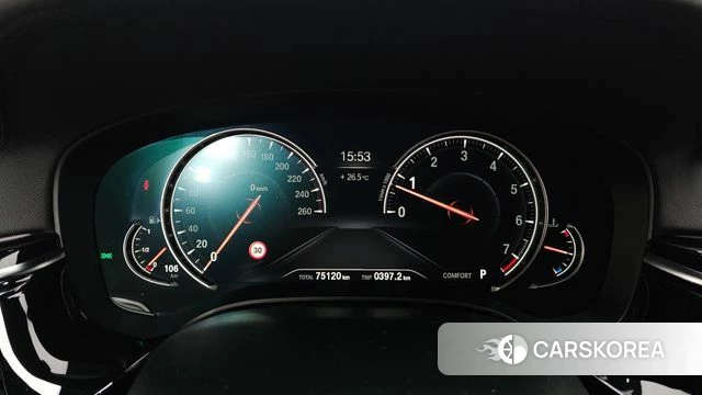 BMW 5 Series (G30) id 4746783 из Кореи 31
