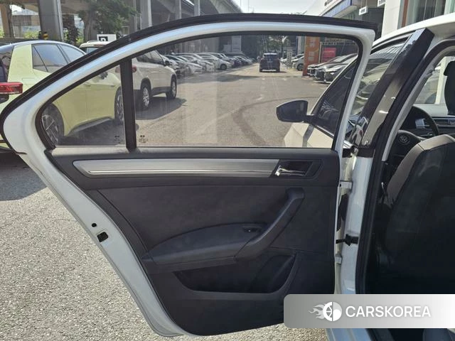 Volkswagen Santana id 4277081 из Китая 18