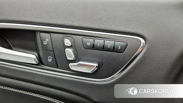 Mercedes-Benz GLA-Class X156 id 3205979 из Кореи 18