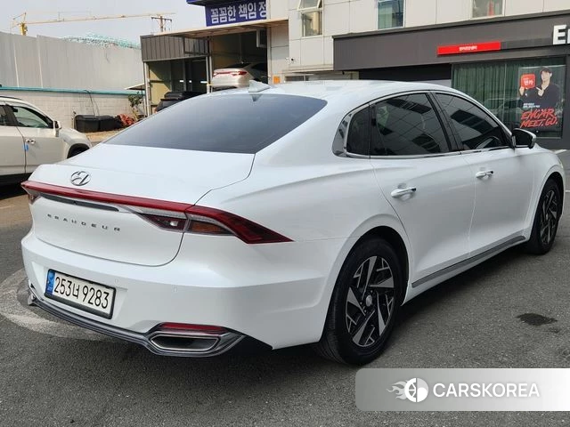 Hyundai The New Grandeur IG Hybrid id 4303876 из Кореи 18