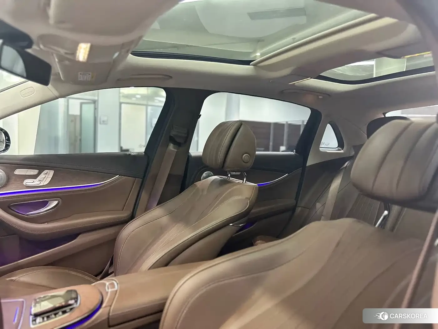Mercedes-Benz E-Class id 4559579 из Китая 16