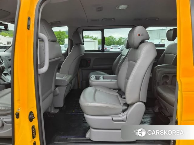 Hyundai The New Grand Starex id 4378088 из Кореи 18