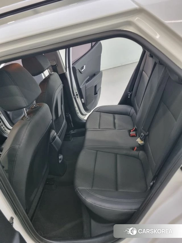 Kia Stonic id 3955384 из Кореи 18