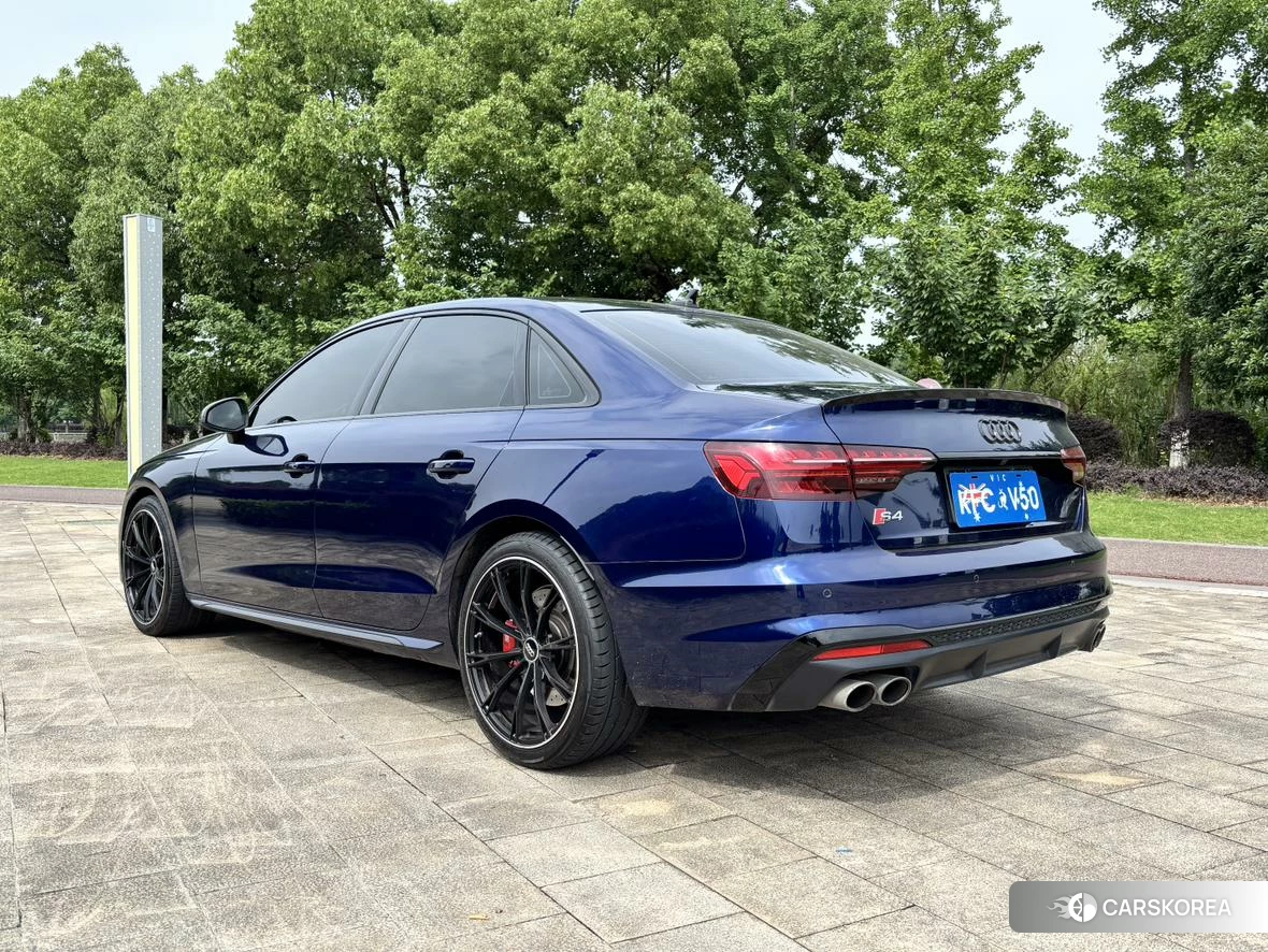 Audi S4 id 4454507 из Китая 14