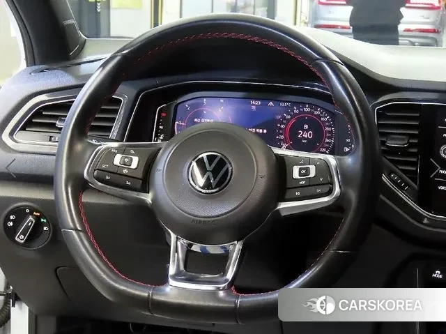 Volkswagen T-Roc id 3451502 из Кореи 18