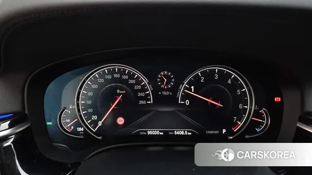 BMW 5 Series (G30) id 3357171 из Кореи 18