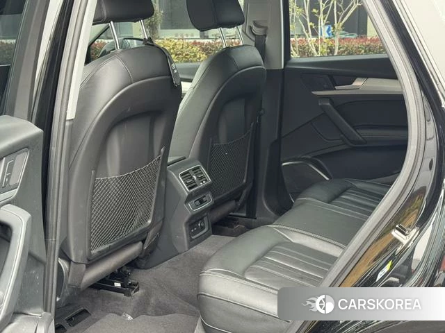 Audi Q5L id 4238123 из Китая 11