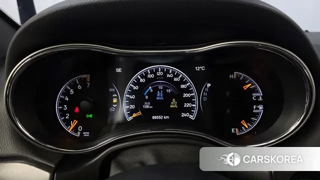 Jeep Grand Cherokee id 3703970 из Кореи 18