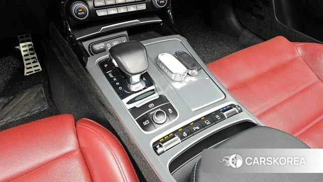 Kia Stinger id 3867498 из Кореи 18