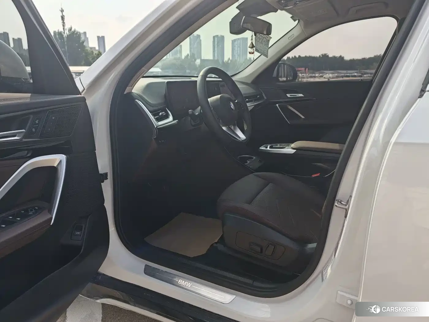 BMW X1 id 4669453 из Китая 8