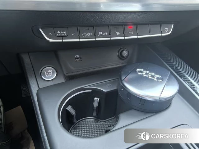 Audi A4L id 4209801 из Китая 13