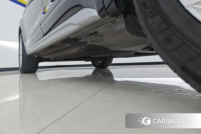 Audi Q5L id 4198953 из Китая 15