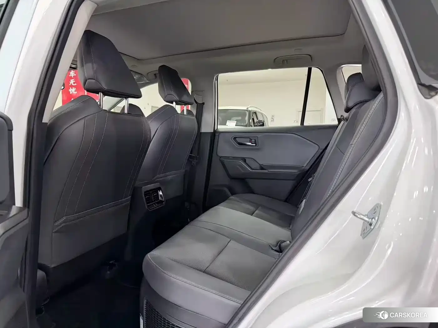 Toyota Wildlander id 4547390 из Китая 8