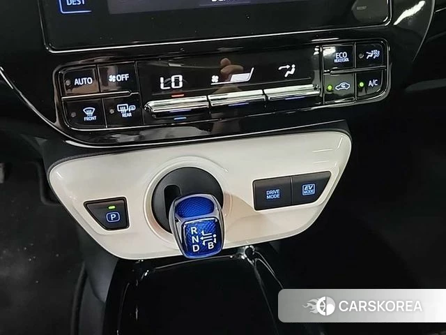 Toyota Prius 4th Generation id 4377986 из Кореи 18