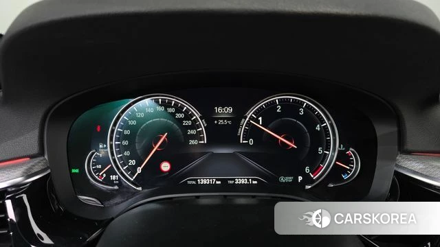 BMW 5 Series (G30) id 4873656 из Кореи 18