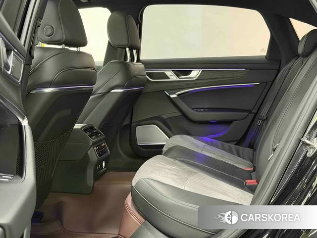 Audi A6L id 4333744 из Китая 14