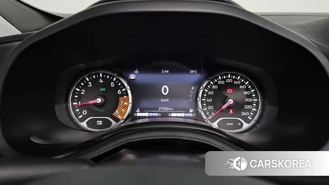 Jeep Renegade id 3181792 из Кореи 18